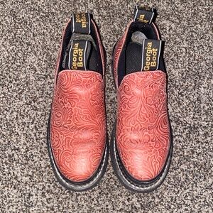 Womens’s pink floral design Romeo’s